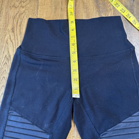 Alo High Waisted Womens Black Pull On Yoga Moto Leggings Mesh Panel Size Small - Picture 4 of 7